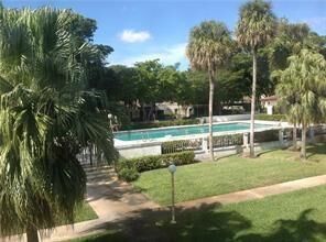 Property Photo:  2700 Riverside Drive 302-B  FL 33065 