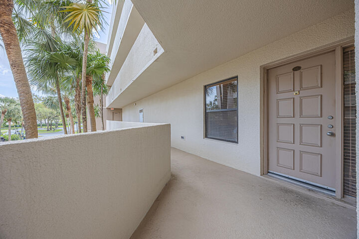 Property Photo: 5750 Camino Del Sol 202 FL 33433
