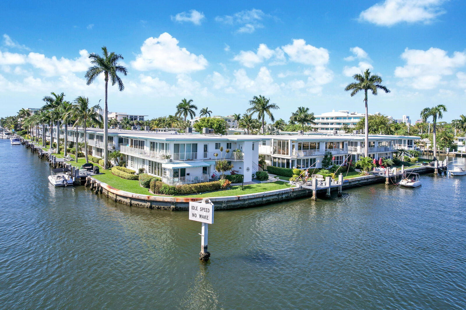 Property Photo: 180 Isle Of Venice Drive 222 FL 33301