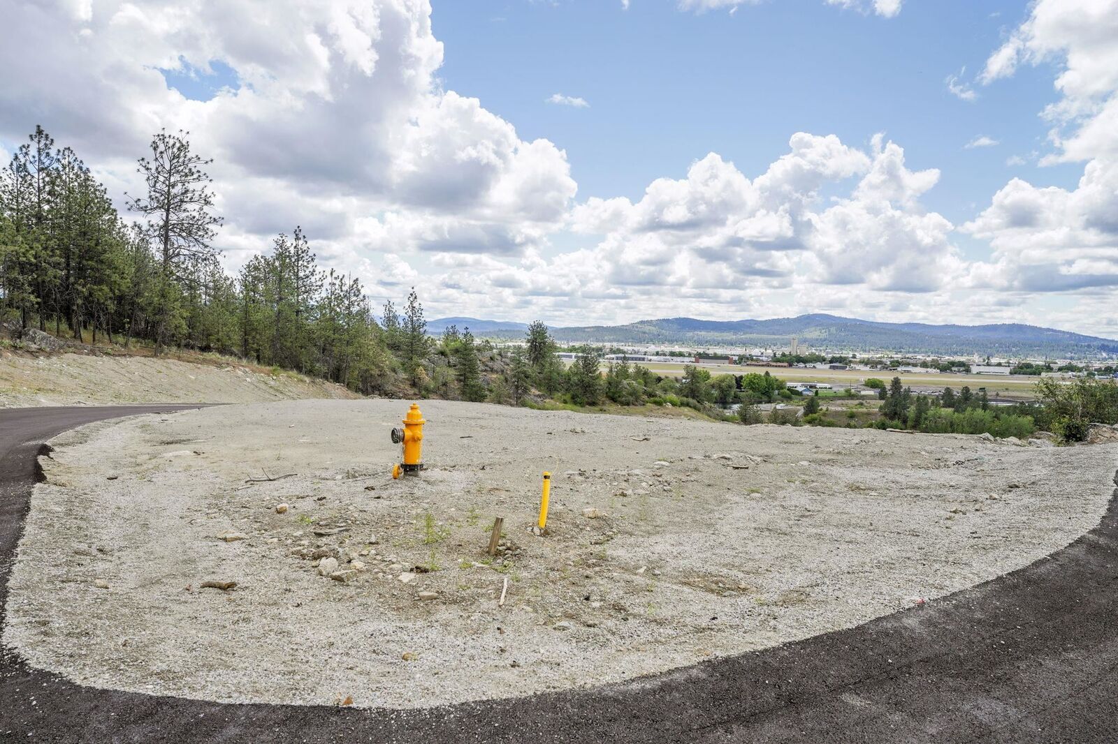 Property Photo:  3319 N Stanley Rd  WA 99217 