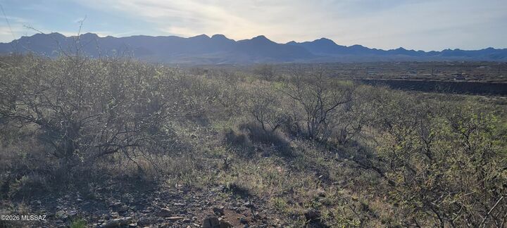 Property Photo: 1799 Crow Court Court 45 AZ 85648