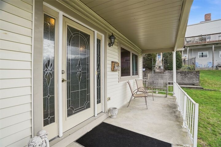 Property Photo:  2314 Sierra St  PA 15203 