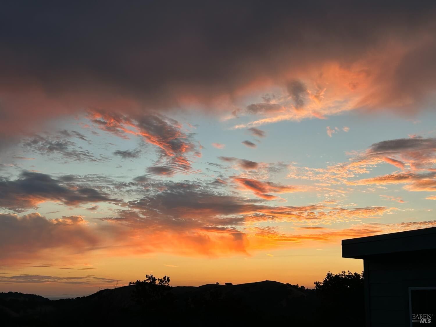 Property Photo:  500 Iron Springs Road  CA 94930 