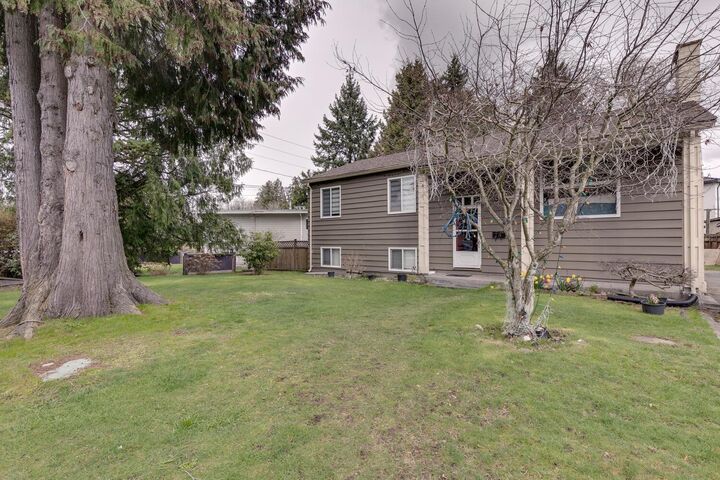 Property Photo: 10969 86A Avenue BC V4C 2Y3