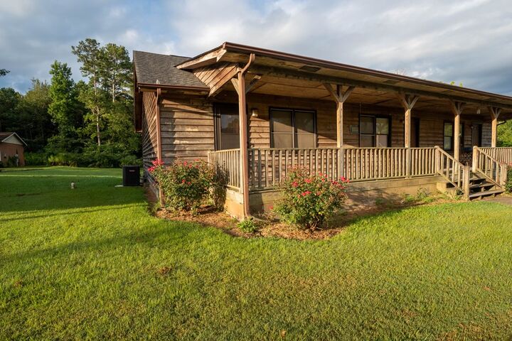 Property Photo:  112 Gillespie Drive  GA 30721 