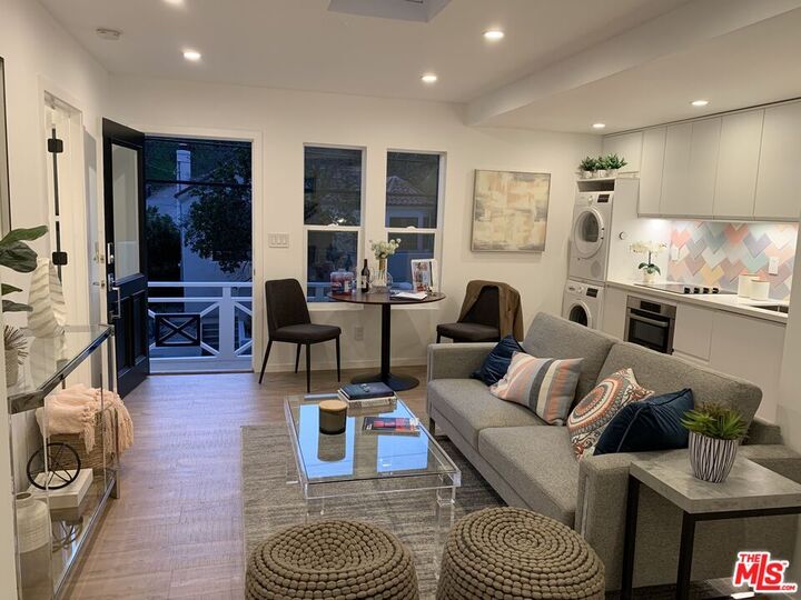 Property Photo:  408 Museum Dr  CA 90065 