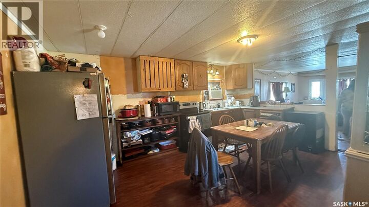 Property Photo: 1410 3rd Avenue SK S0M 0V0