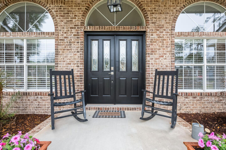 Property Photo:  209 Emmett Drive  FL 32578 