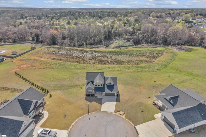 Property Photo:  521 Hillview Knoll Lane  SC 29651 