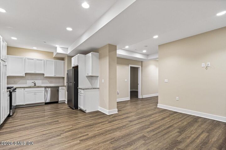 Property Photo:  303 Hamilton Avenue  CT 06830 