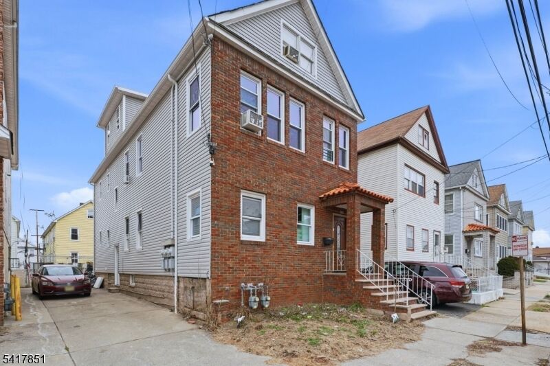 Property Photo:  757 Thomas St  NJ 07202 