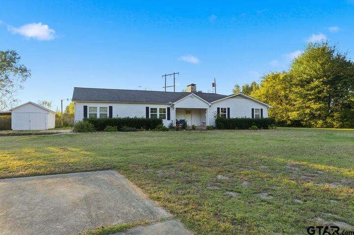 Property Photo:  17597 Cr 452  TX 75771 