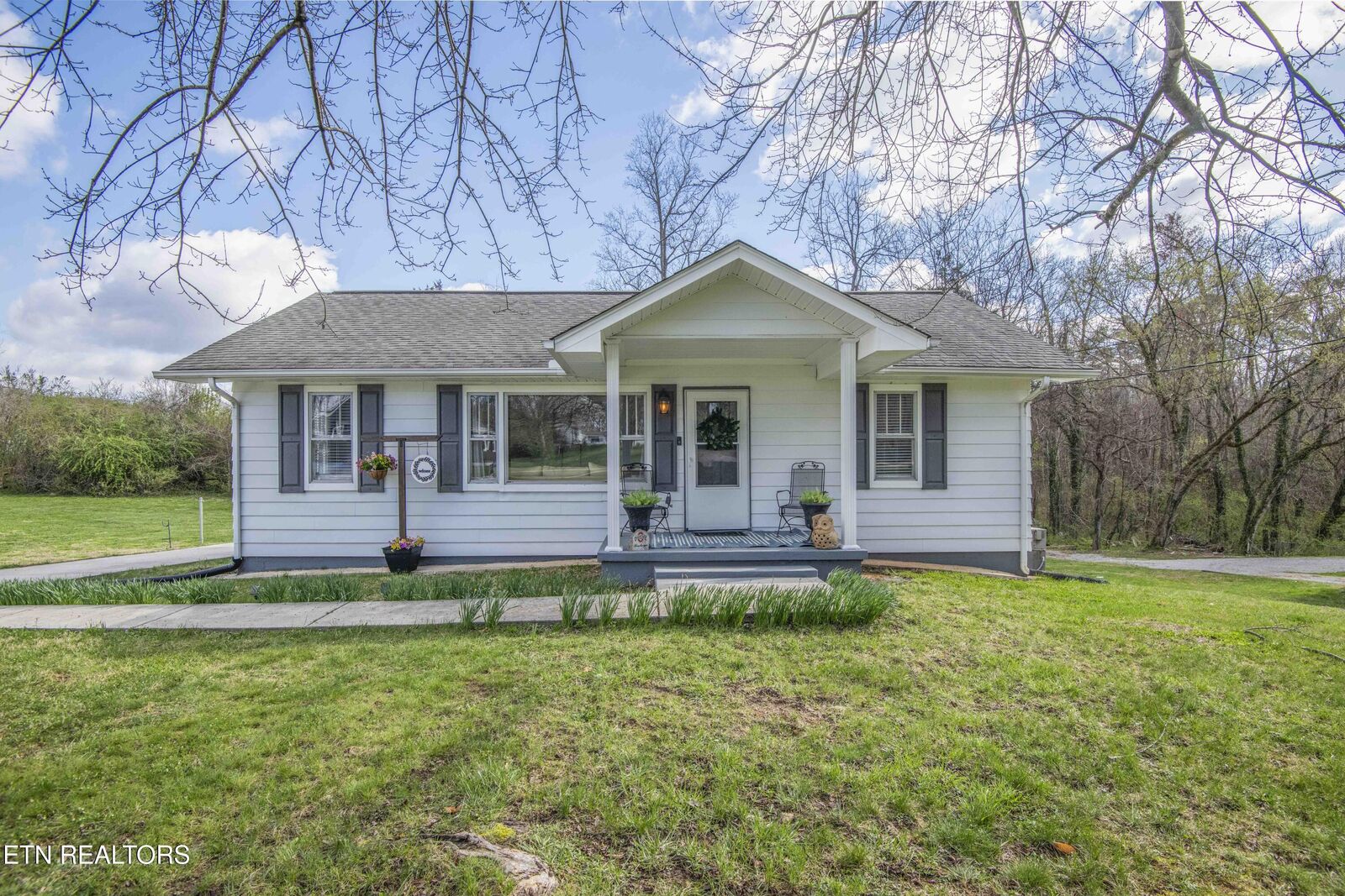 Property Photo:  125 Clark Ave  TN 37748 