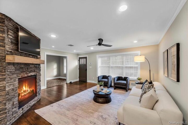 Property Photo:  4 Iroquois Avenue  NY 10964 