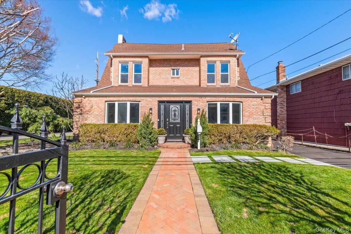 Property Photo: 348 Mulry Lane NY 11559