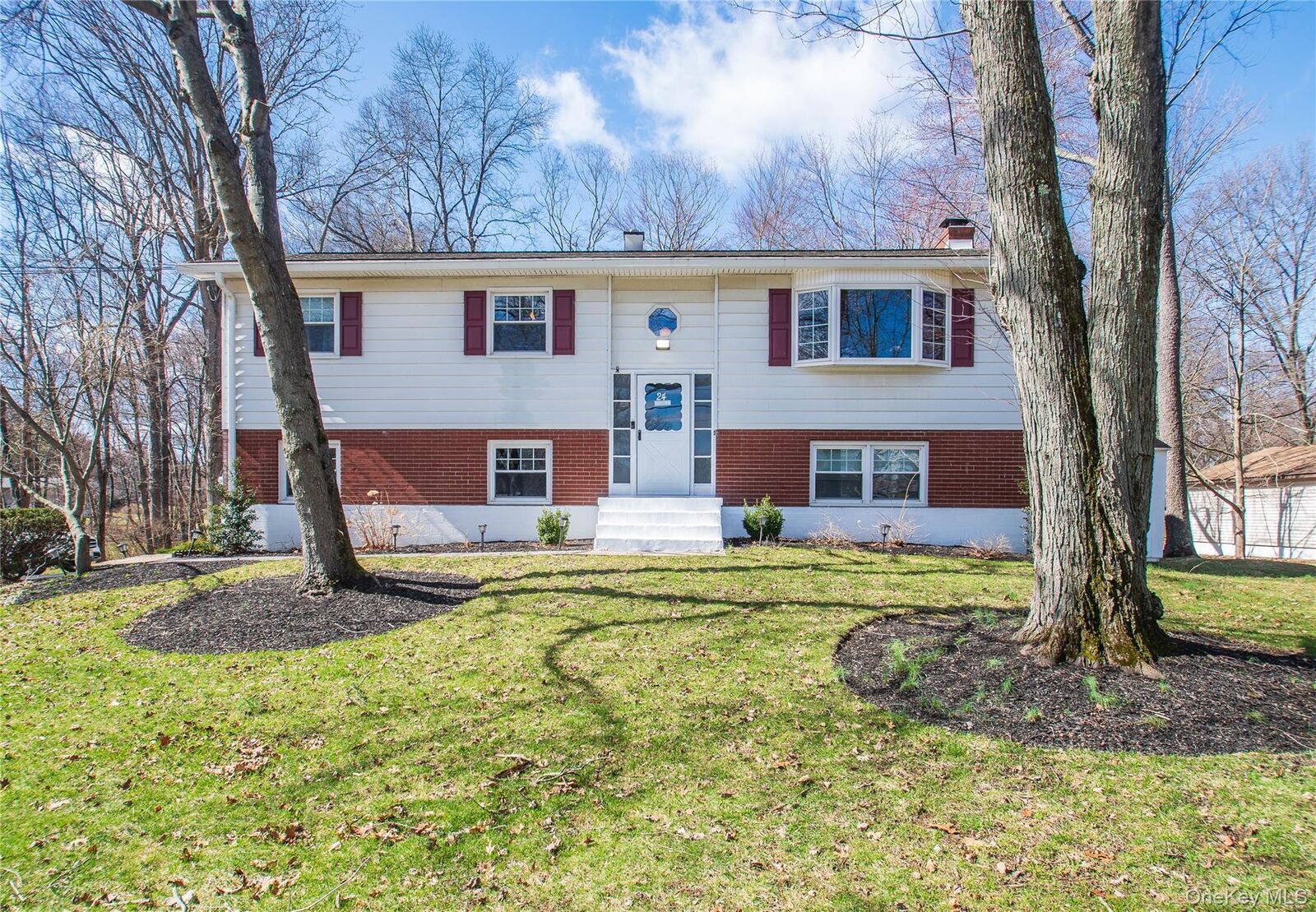 Property Photo:  24 Montfort Road  NY 12590 
