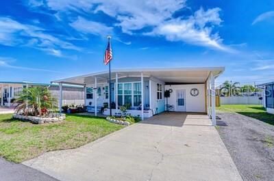 Property Photo: 35148 Ada Avenue FL 33541