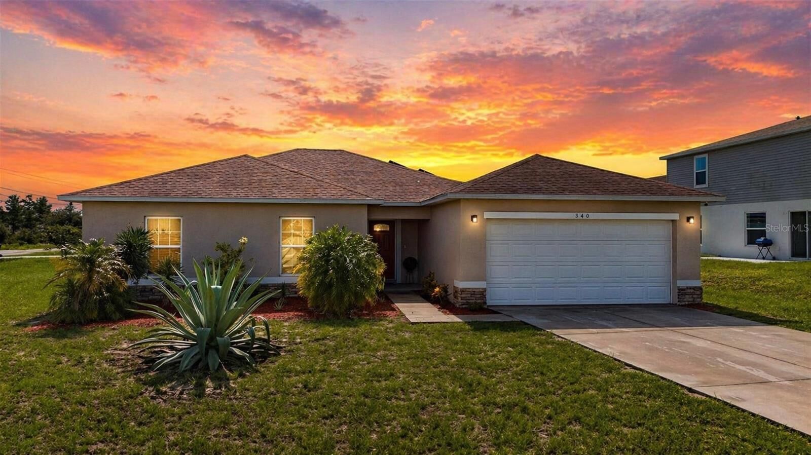 Property Photo:  340 Elderberry Court  FL 34759 