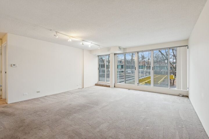 Property Photo: 2555 Gross Point Road 101 IL 60201