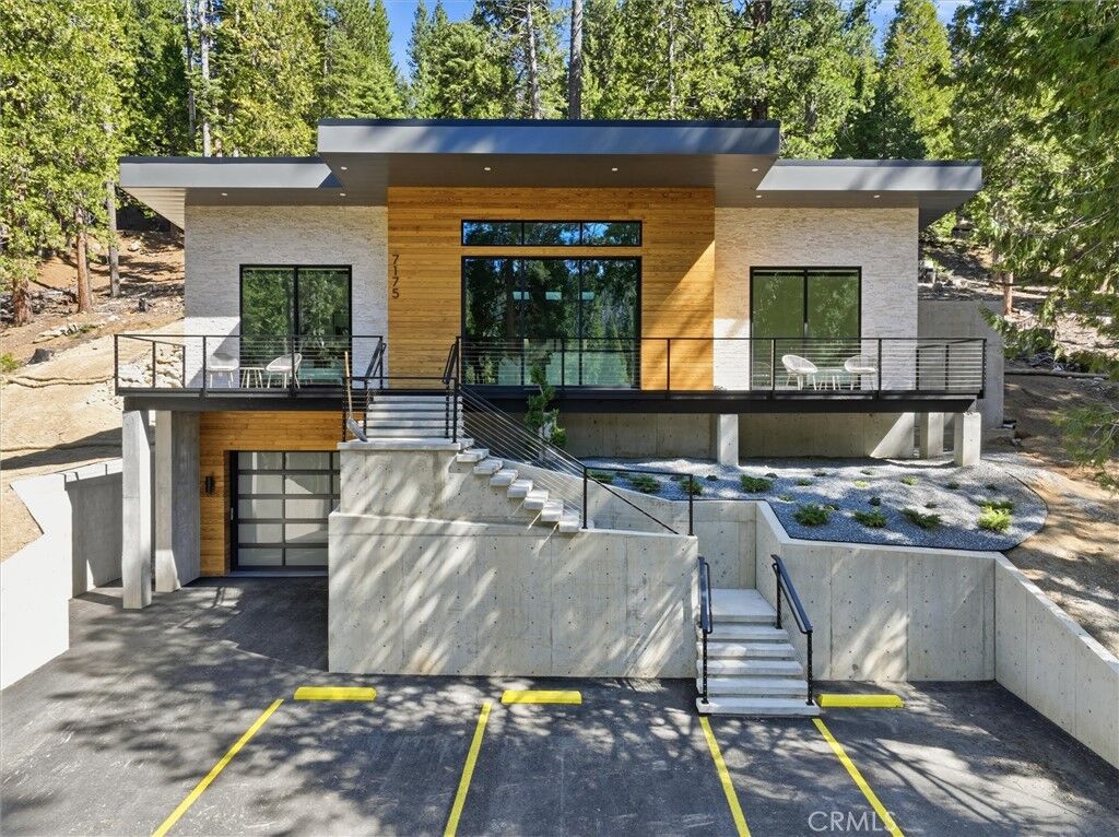 Property Photo:  7175 Yosemite Park  CA 95389 