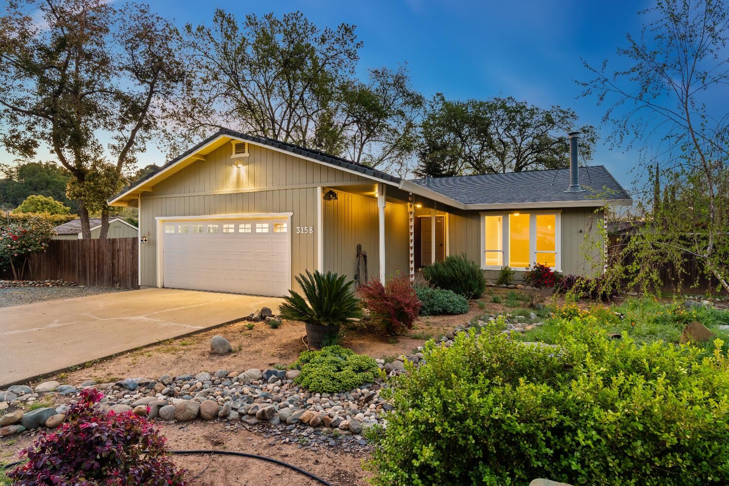 Property Photo: 3158 Oxford Road CA 95682
