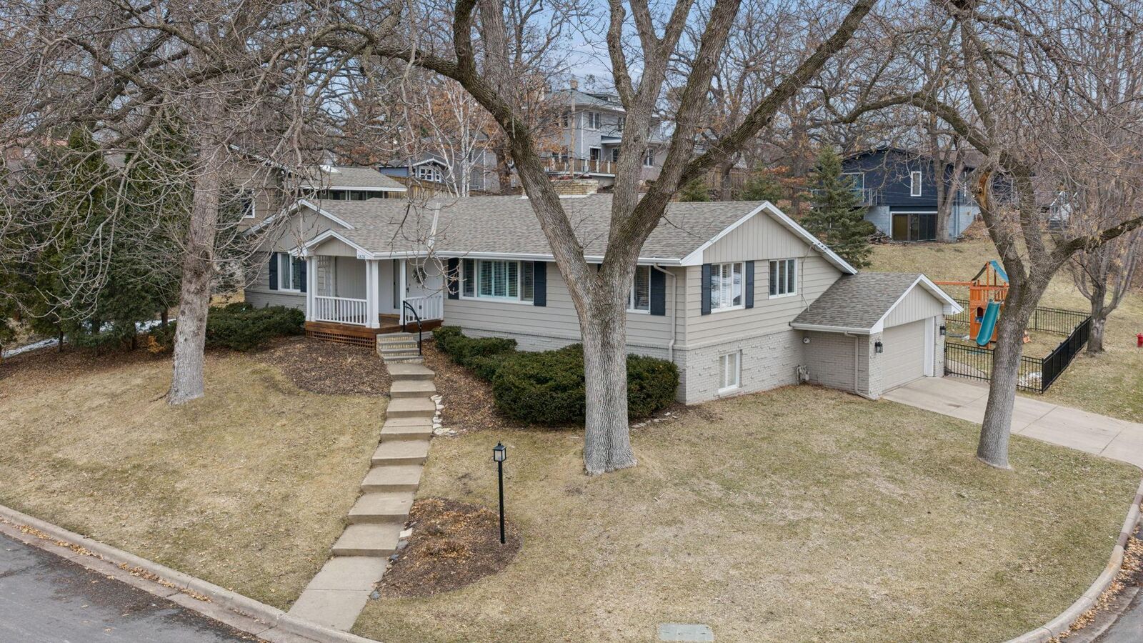 Property Photo:  5636 Interlachen Circle  MN 55436 