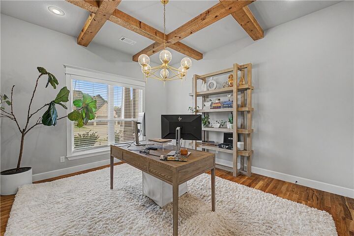 Property Photo:  417 NE Royce Loop  AR 72712 