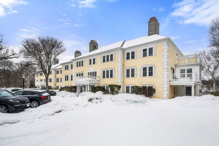 Property Photo:  1 Riverview Blvd 1209  MA 01844 