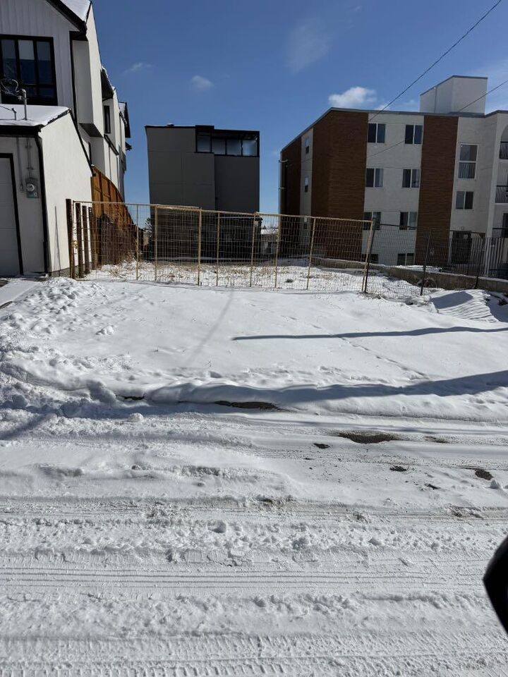 Property Photo: 2310 17 Street SW AB T2T 4M6