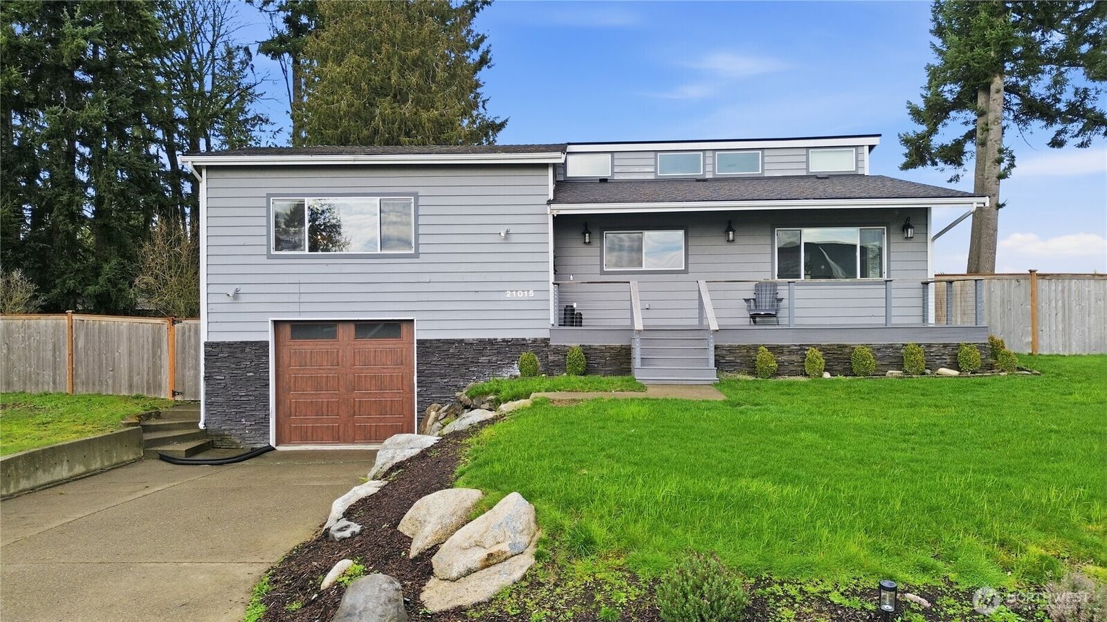 Property Photo:  21015  30th Street Ct E  WA 98391 