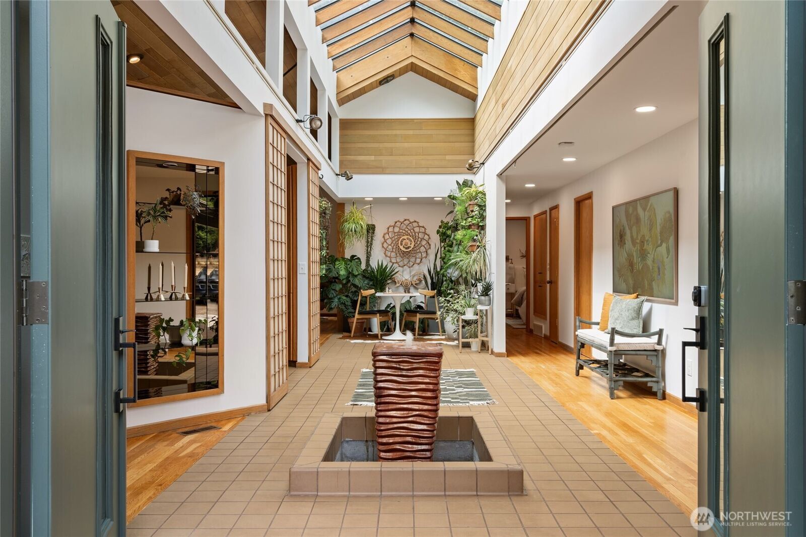 Property Photo:  4851  88th Place SE  WA 98040 