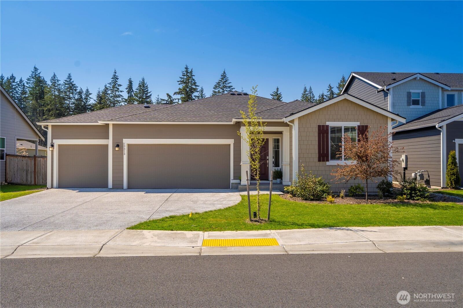 Property Photo:  19818  135th Avenue E  WA 98338 