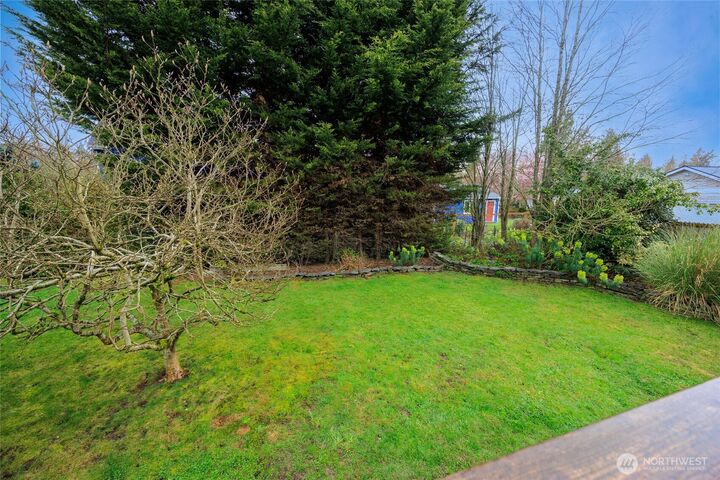 Property Photo: 2327 W Mukilteo Boulevard WA 98203