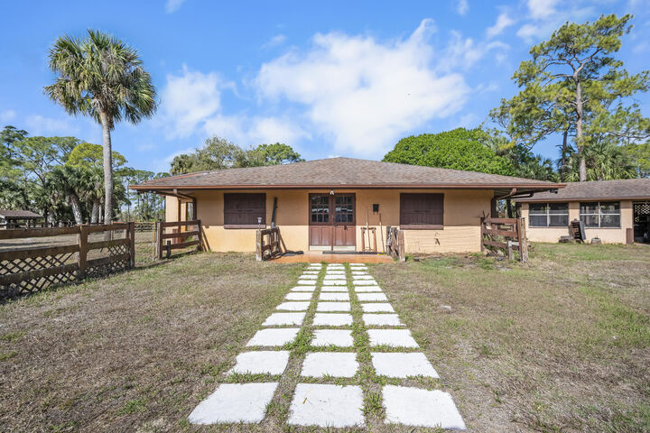 Property Photo:  10800 Carlton Road  FL 34987 