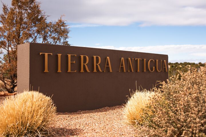 Property Photo:  27 Tierra Antigua  NM 87506 