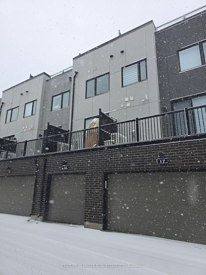 Property Photo:  348 Wheat Boom Drive 18  ON L6H 3V6 