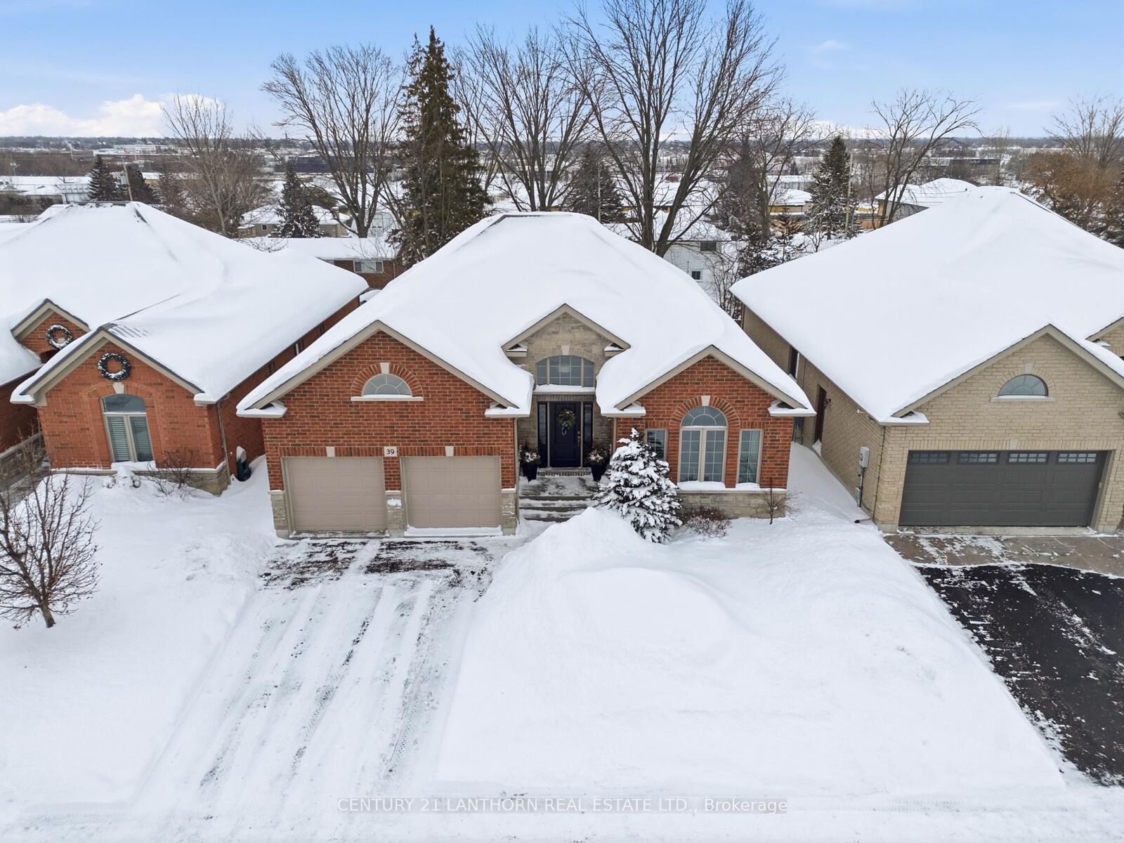 Property Photo:  39 McDougall Drive  ON K8N 0M1 