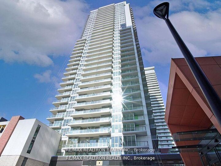 Property Photo: 95 McMahon Drive Th515 ON M2K 0H2