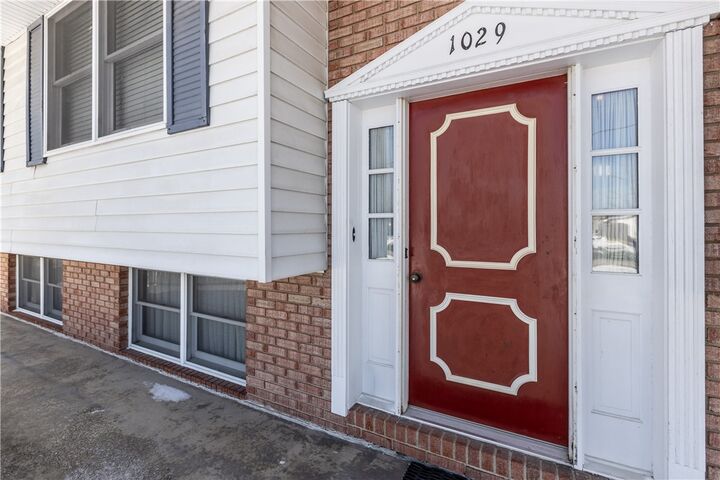 Property Photo:  1029 James St  PA 15650 