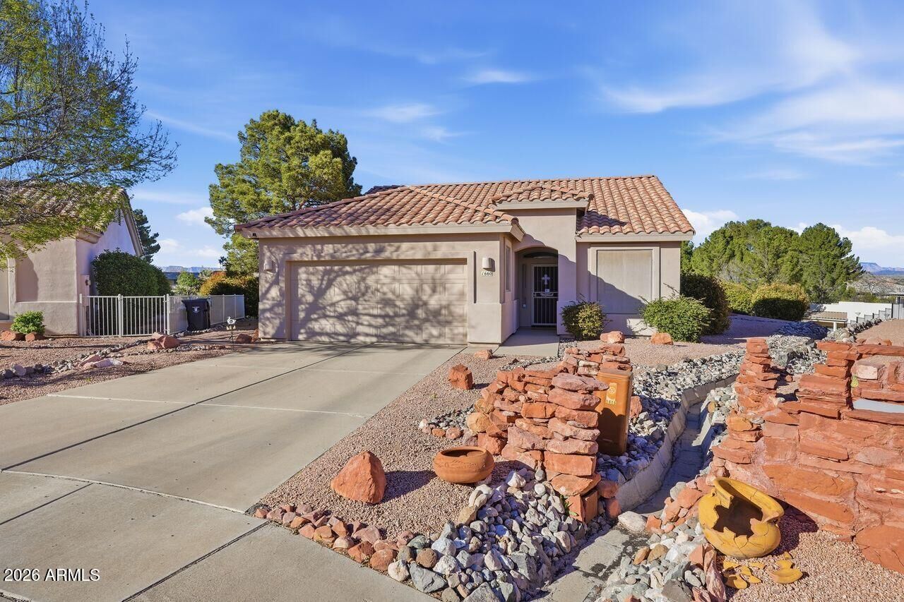 Property Photo:  1660 E Crestview Circle  AZ 86326 
