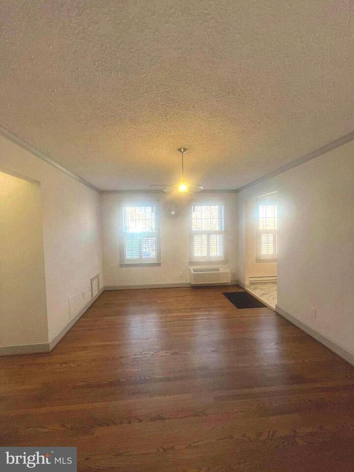 Property Photo:  715 S Washington Street S C-32  VA 22314 