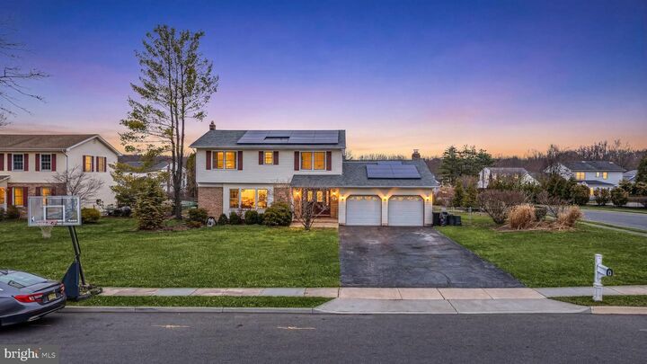 Property Photo:  6 Stafford Road  NJ 08852 