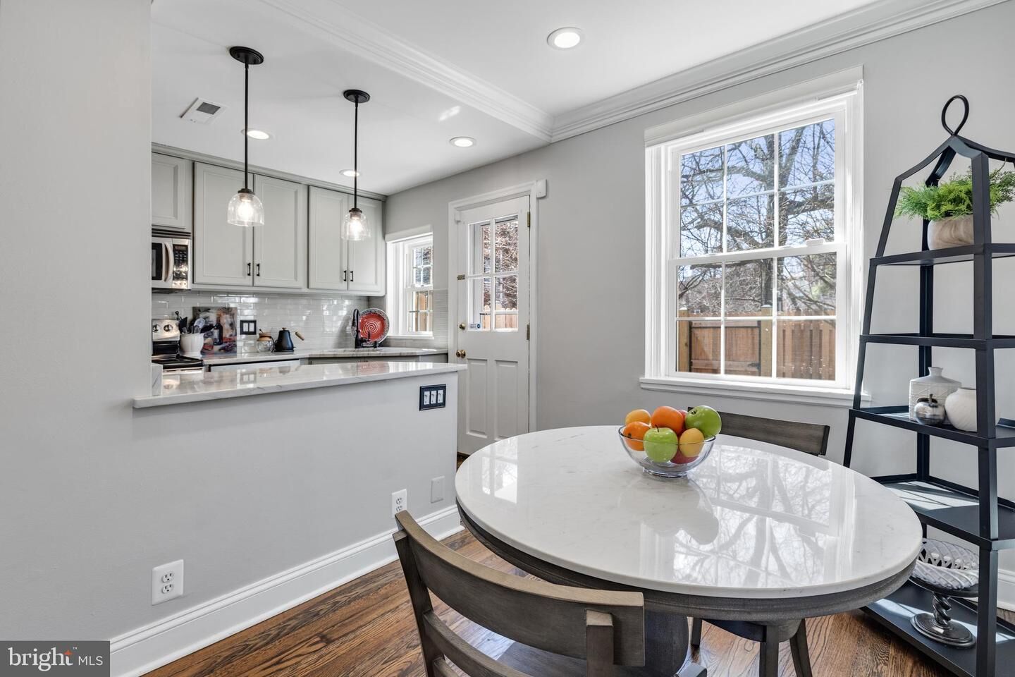 Property Photo: 2906 S Buchanan Street VA 22206