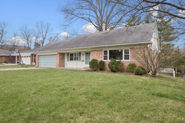 Property Photo: 2951 Blue Haven Terrace OH 45238