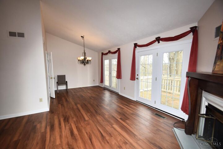 Property Photo:  1 St James Court  OH 45014 