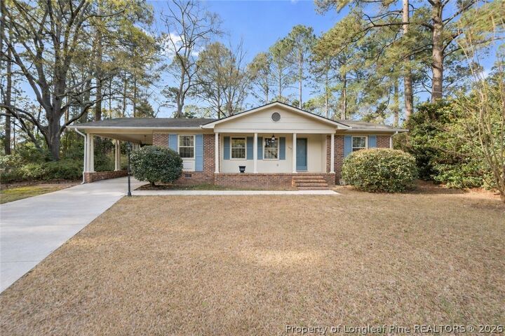 Property Photo:  709 Shopton Court  NC 28303 