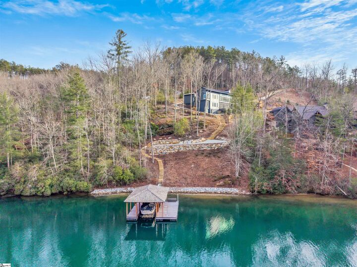 Property Photo: 127 Crosswind Court SC 29685