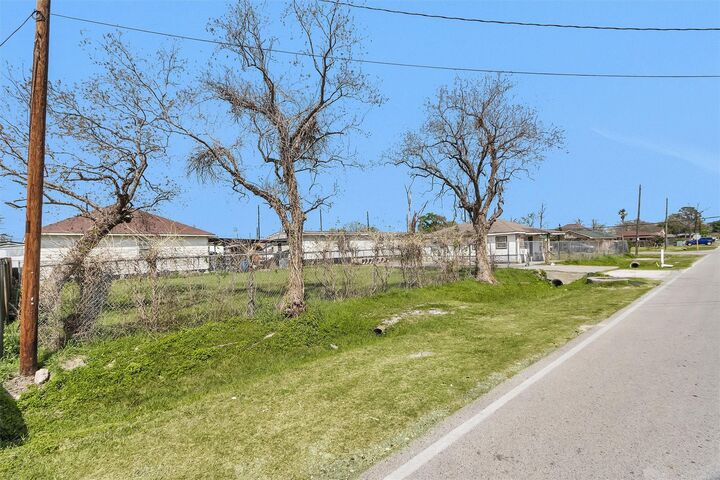 Property Photo:  14149 Renault Street  TX 77015 