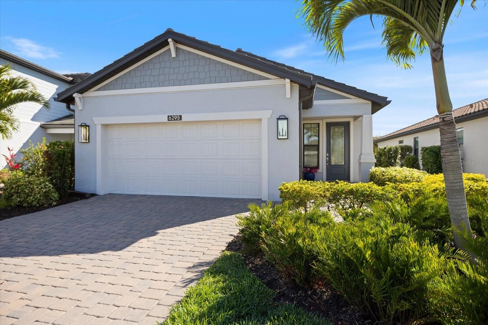 Property Photo:  6295 Crested Eagle Lane  FL 34275 