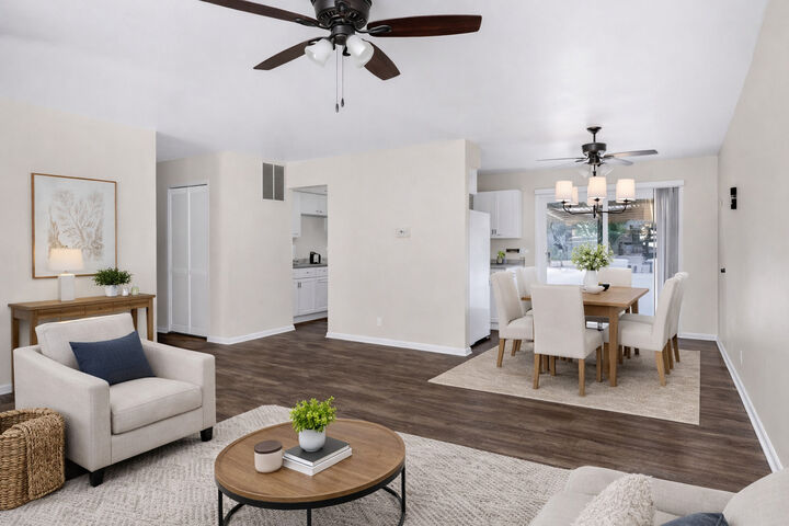 Property Photo:  86 Circle Drive E  IL 60538 